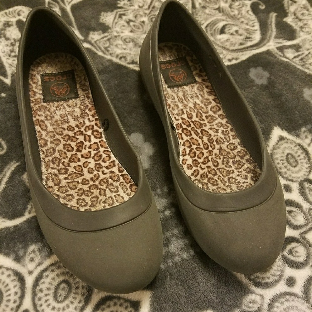 Crocs flats